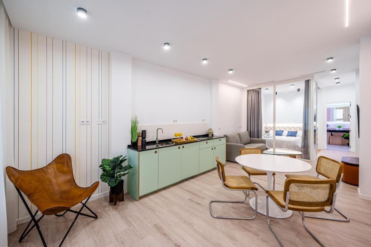 Exclusive Alameda - Central Apartment マラガ エクステリア 写真